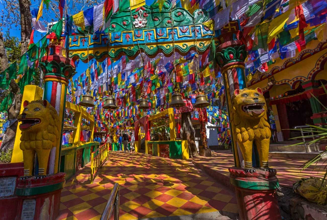 A photo of a religious site in Darjeeling, such as the Tiger Hill or the Mahakal Temple